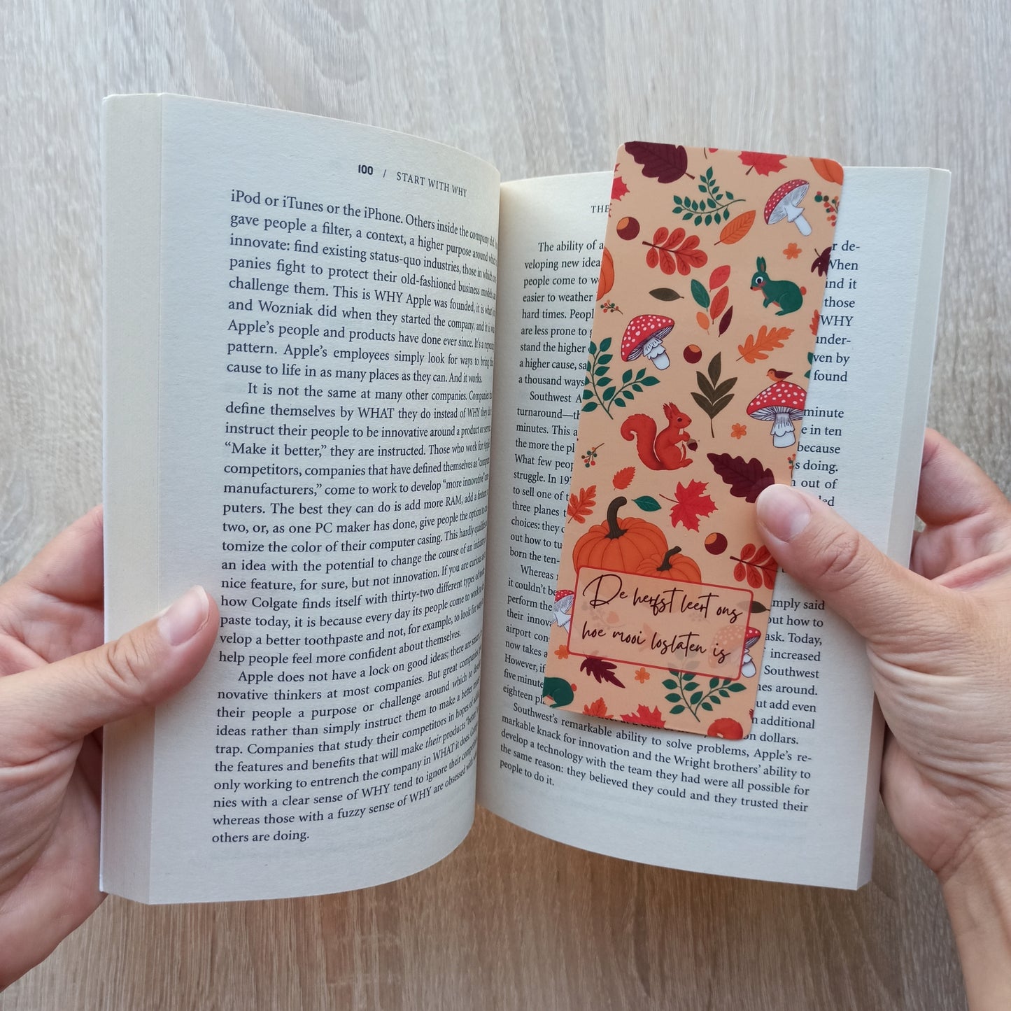 Bladwijzer "De herfst leert ons hoe mooi loslaten is" in Cozy Fall print