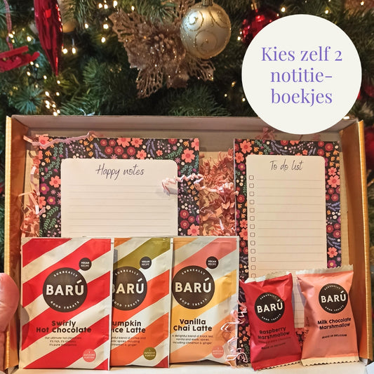 Cadeaubox met notitieboekjes en Baru chocolade melk en marshmallows